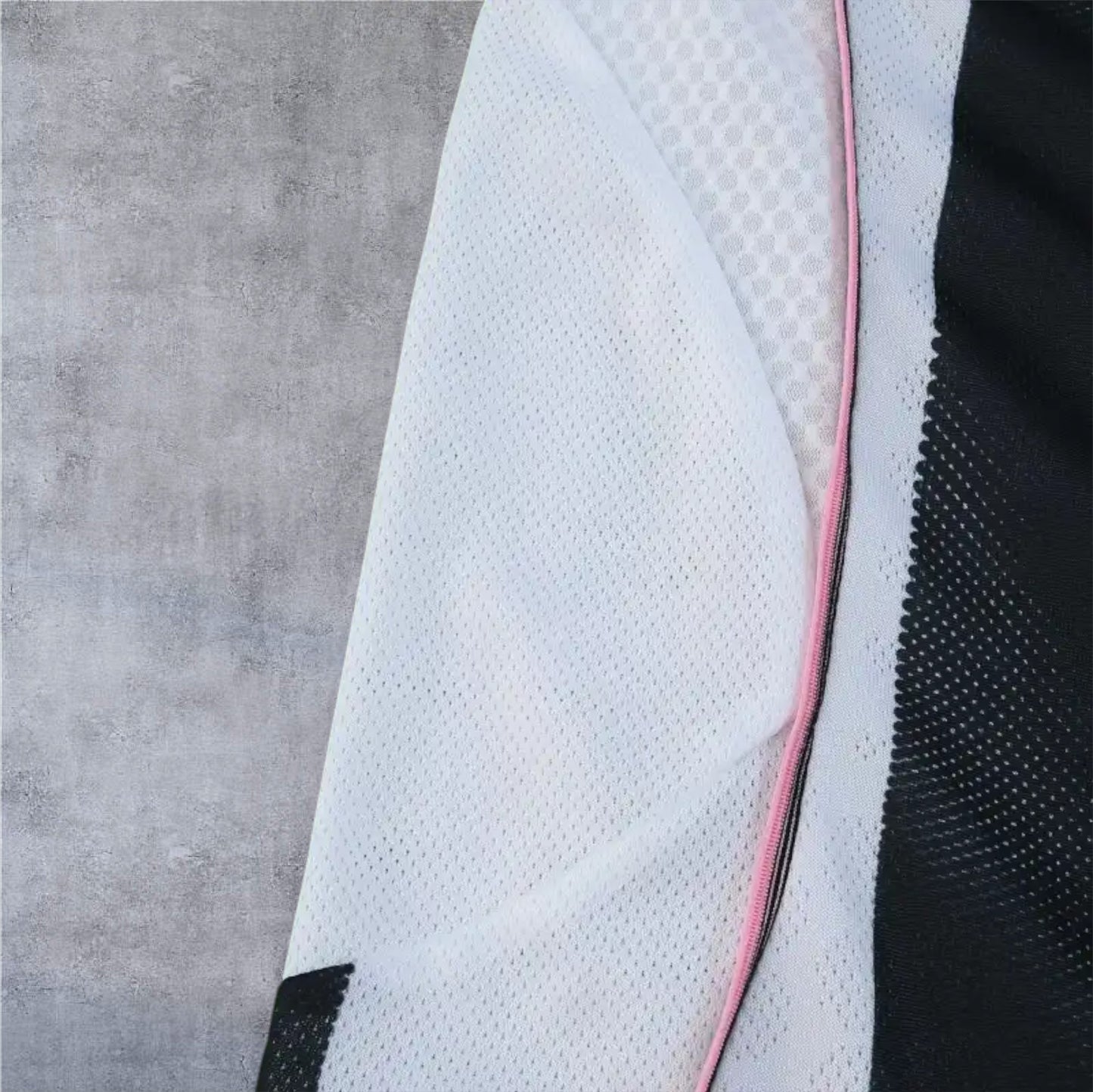 25-26 season Juventus F.C. home Visit Detroit - Fan version