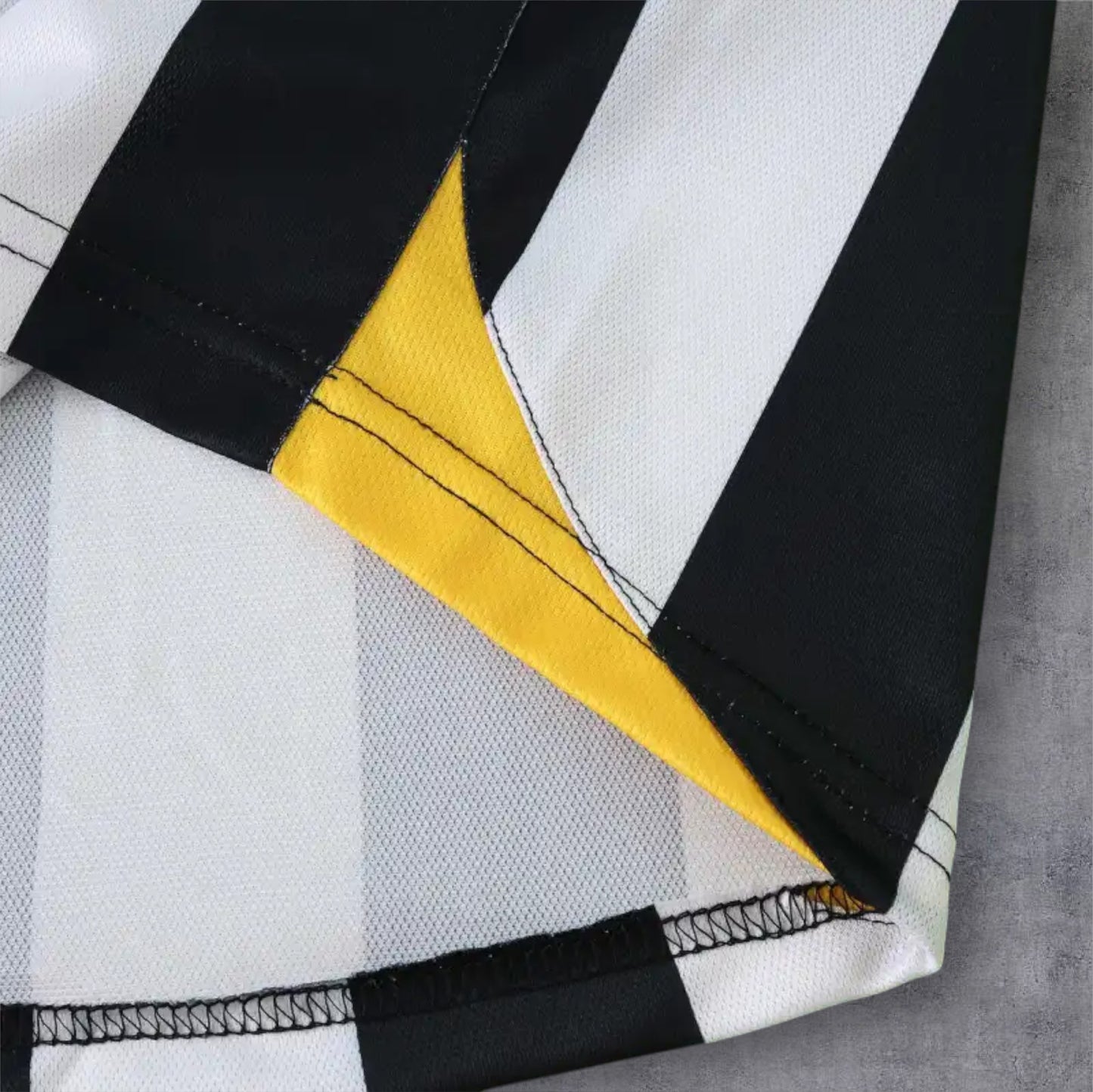 05-06 season Juventus F.C. home retro - Fan version