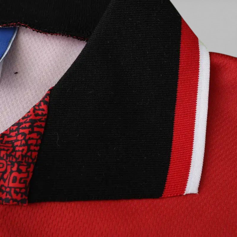 94-96 season Manchester United Home Retrò - Fan version