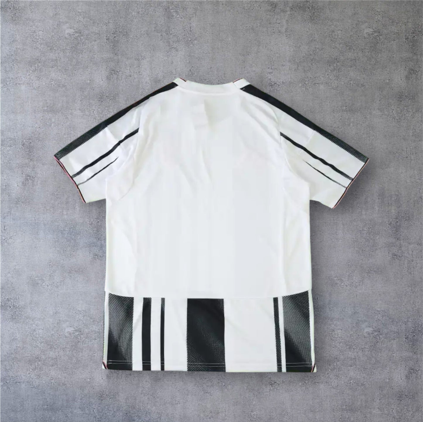 25-26 season Juventus F.C. home Visit Detroit - Fan version