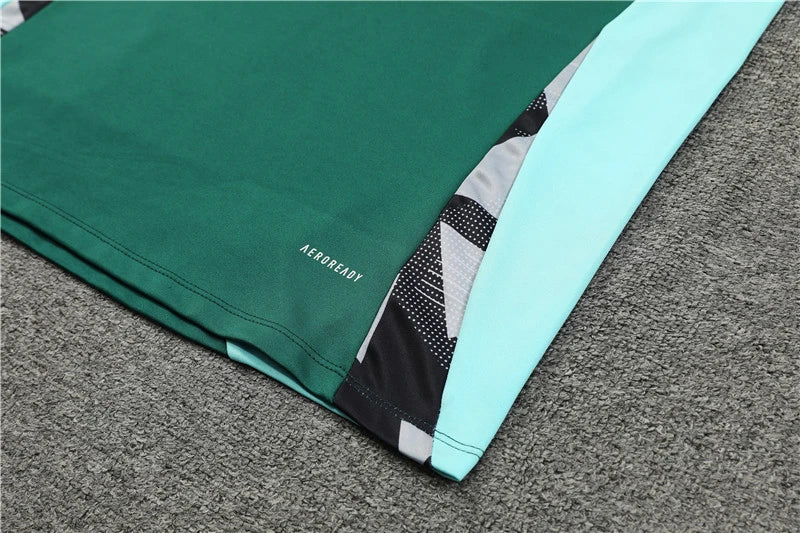 24-25 Manchester United F.C. green Training suit set