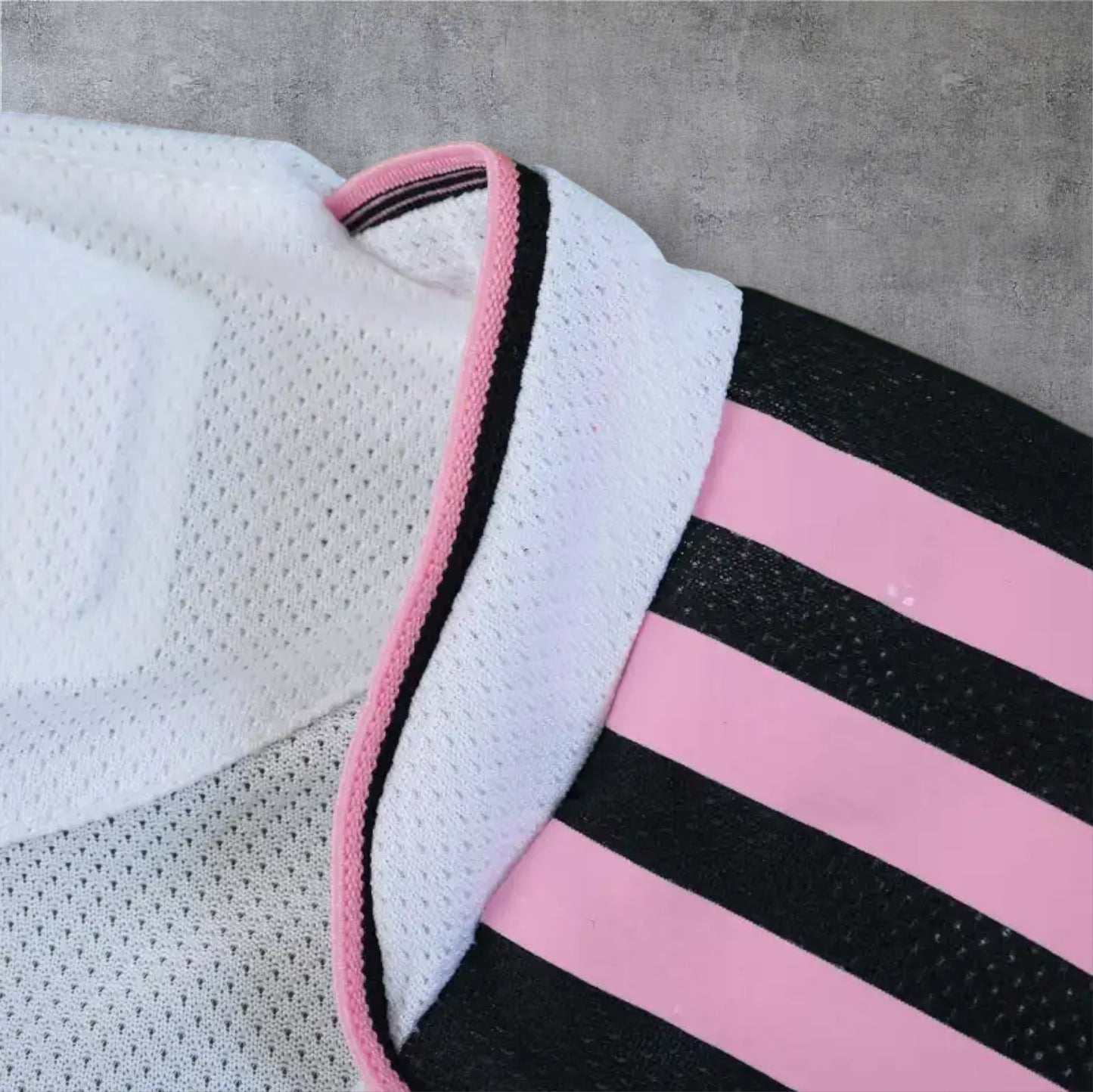 25-26 season Juventus F.C. home Visit Detroit - Fan version