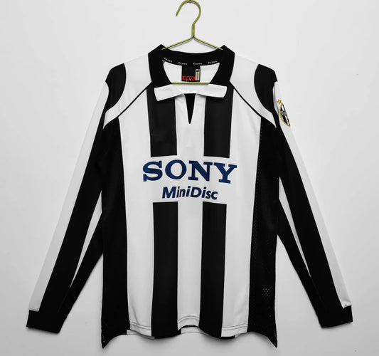 97-98 season Juventus Home Long sleeved Retro - Fan version