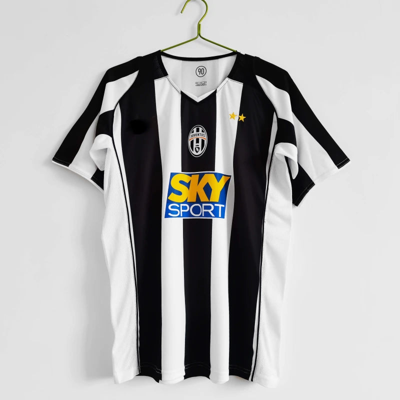 04-05 season Juventus Home Retro - Fan version