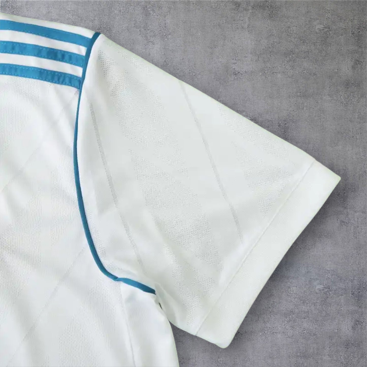 17-18 season Real Madrid Home Retro - Fan version